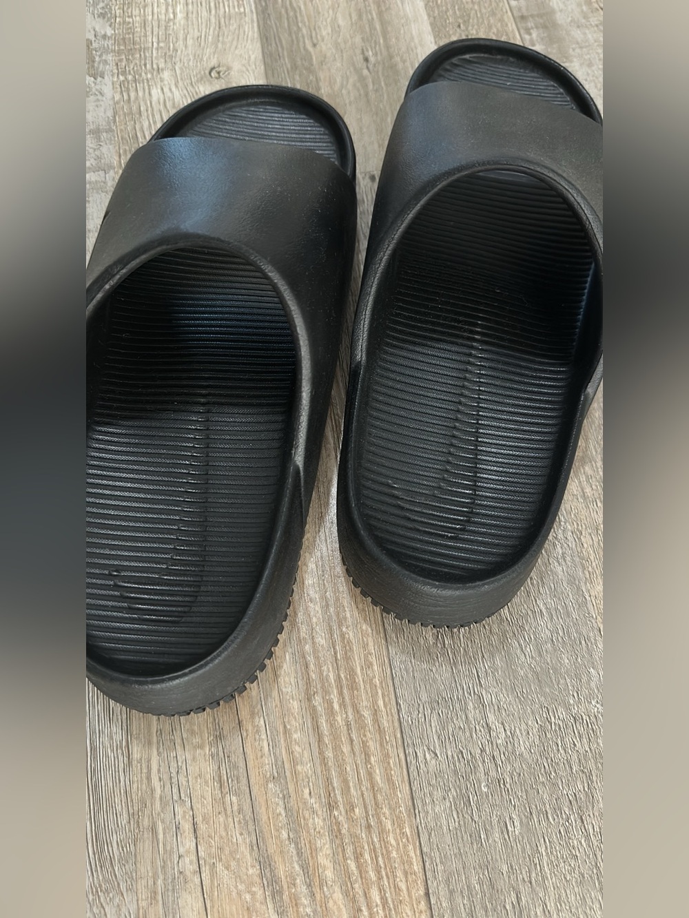 Nike slides - Picture 2 of 5
